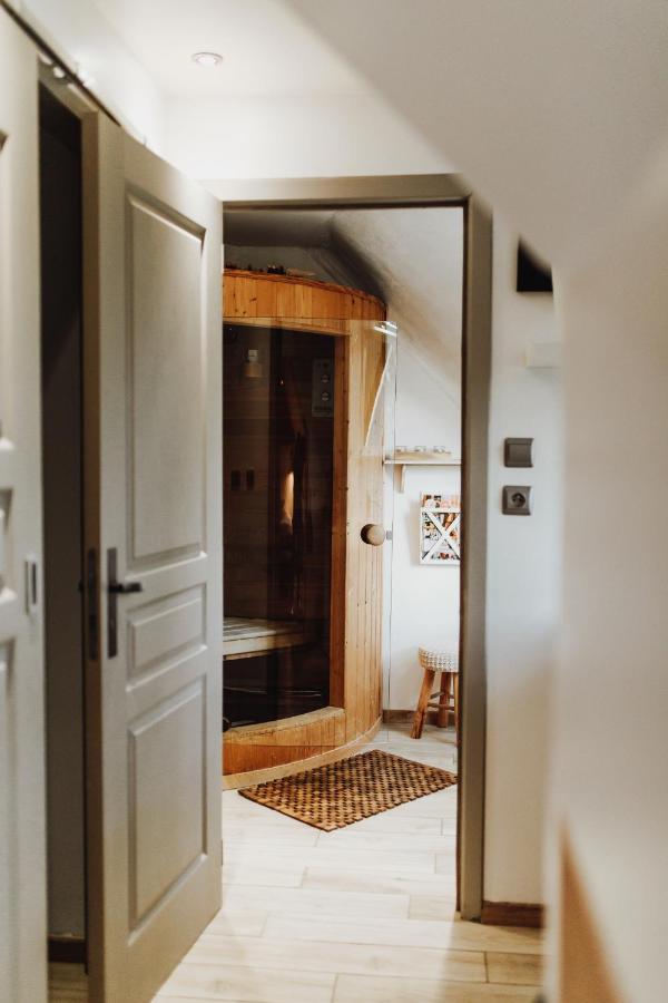 Chalet Scandinave Avec Sauna Ir - In The Woods Gesves Экстерьер фото